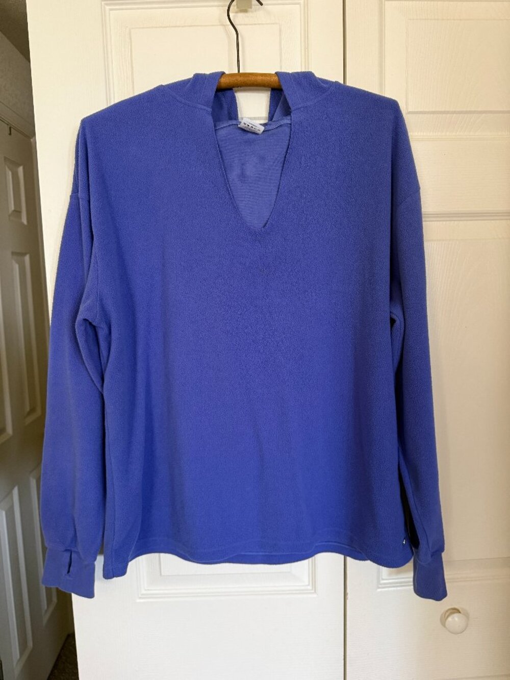 Buffbunny Makeover Pullover - Rain Drop